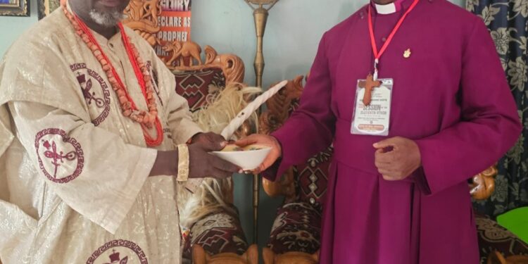 Obowo Agog As Archbishop Onuoha Pays Visit To Eze Amb Adighiogu, Commends Highness Leadership